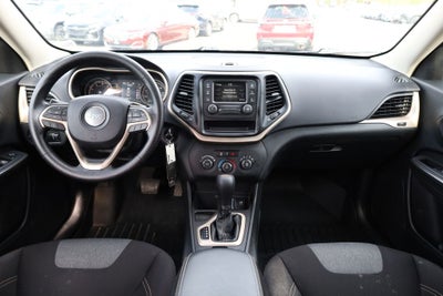 2017 Jeep Cherokee Sport