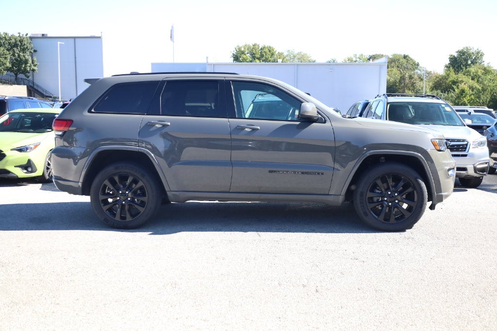 2020 Jeep Grand Cherokee Altitude