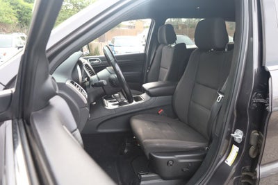 2019 Jeep Grand Cherokee Laredo E