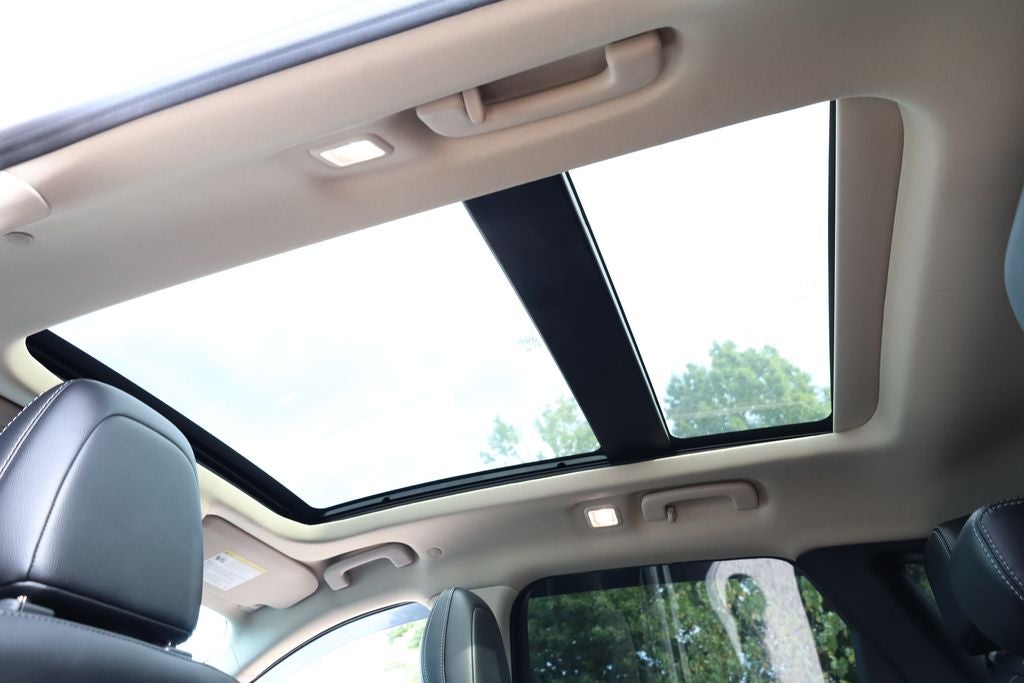 2020 Ford Escape Titanium Hybrid