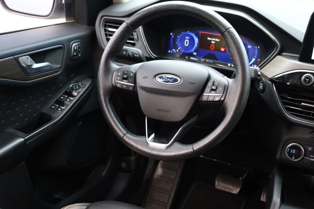 2020 Ford Escape Titanium Hybrid