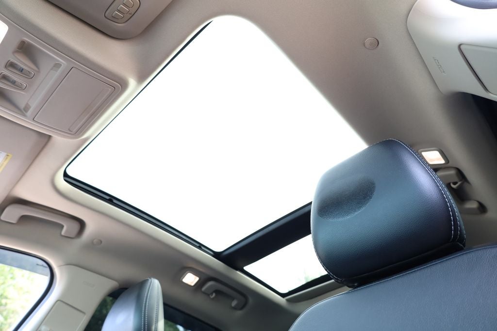 2020 Ford Escape Titanium Hybrid