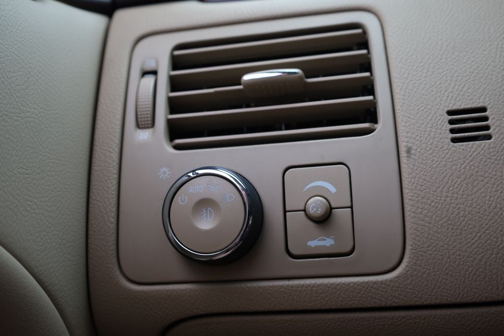 2011 Buick Lucerne CX
