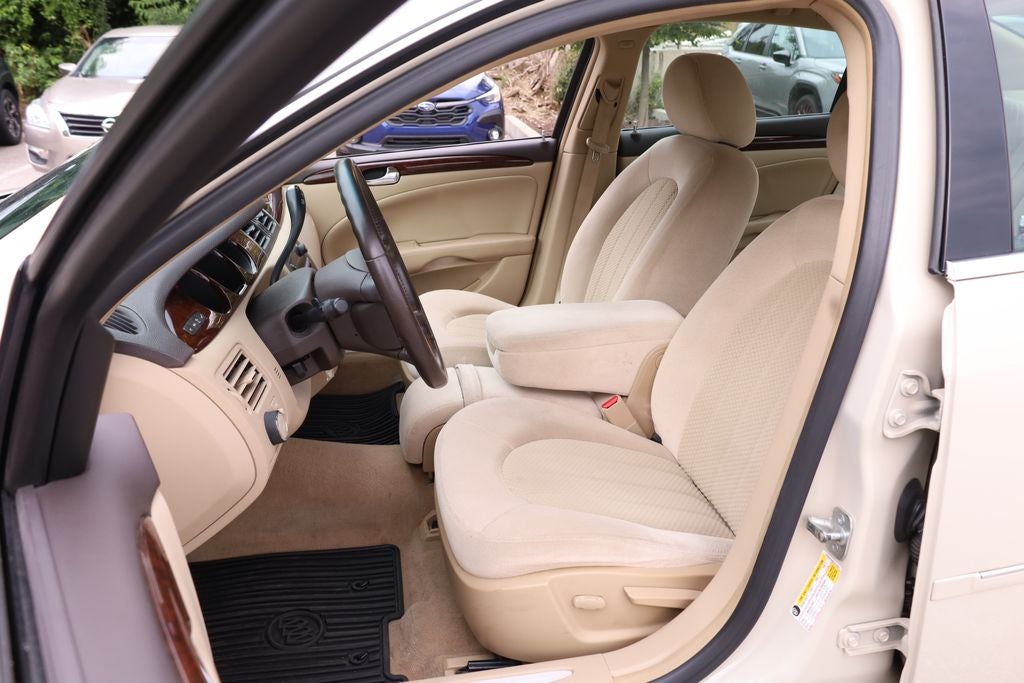 2011 Buick Lucerne CX