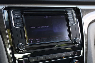 2016 Volkswagen Passat 1.8T SE