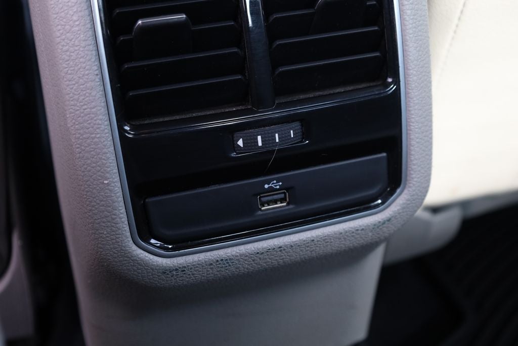 2016 Volkswagen Passat 1.8T SE