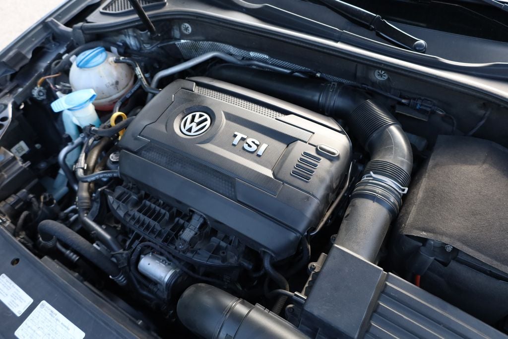 2016 Volkswagen Passat 1.8T SE