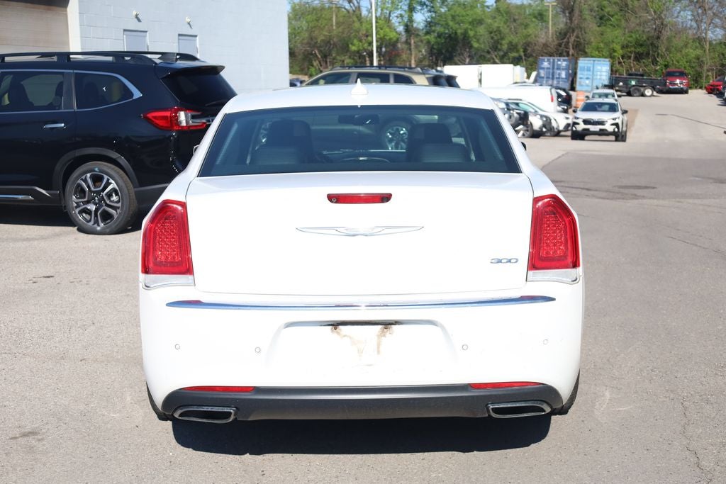 2016 Chrysler 300 Anniversary Edition