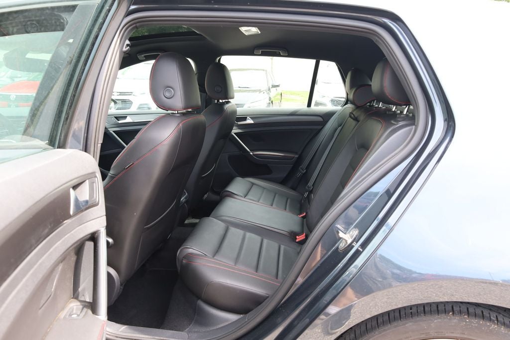 2019 Volkswagen Golf GTI SE