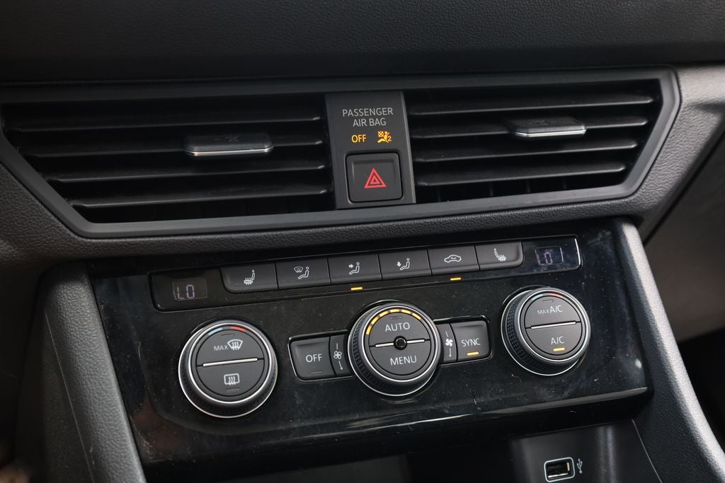 2019 Volkswagen Jetta R-Line