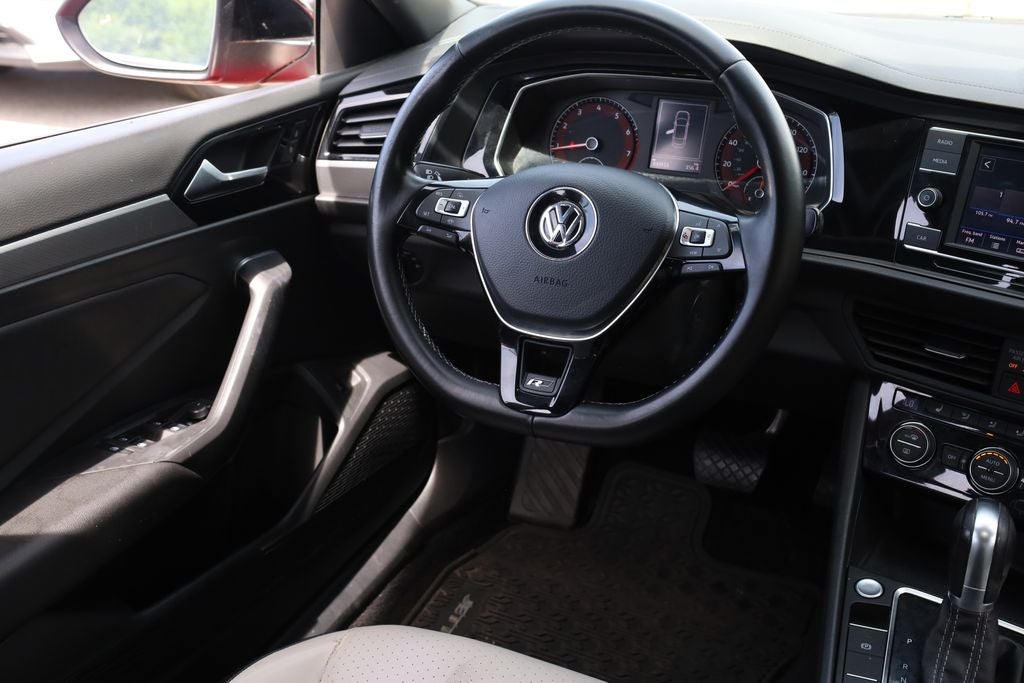 2019 Volkswagen Jetta R-Line