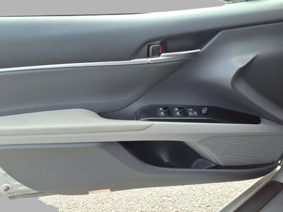 2019 Toyota Camry Hybrid Hybrid SE