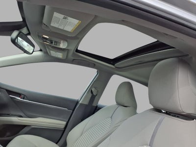 2019 Toyota Camry Hybrid Hybrid SE