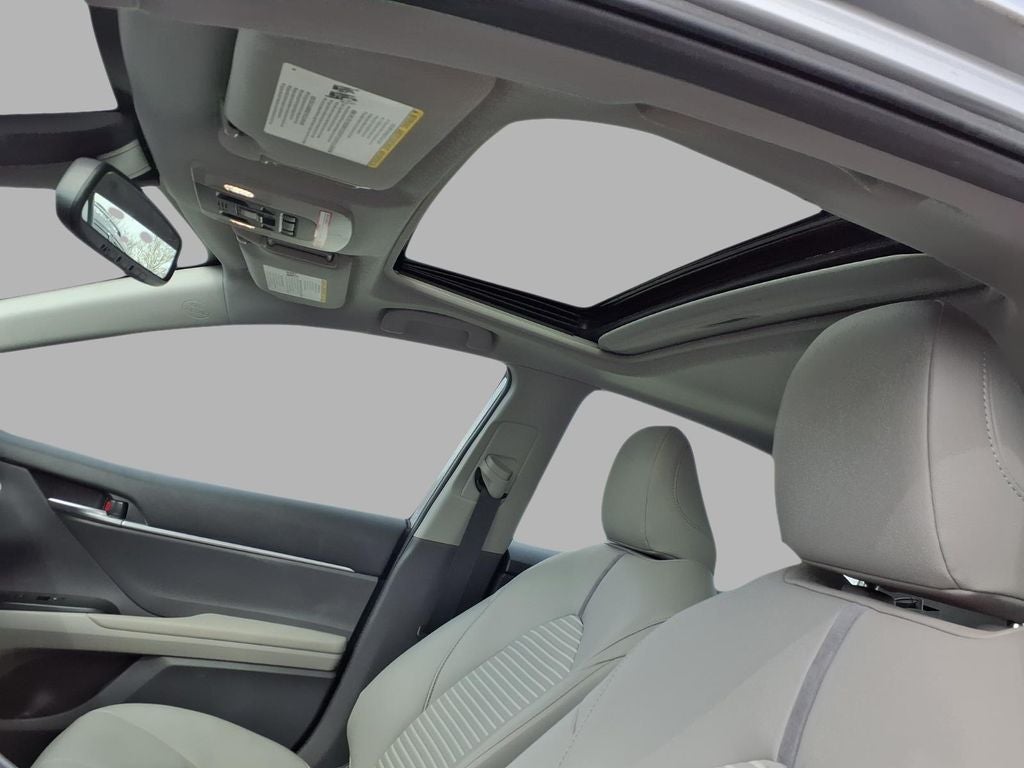 2019 Toyota Camry Hybrid Hybrid SE