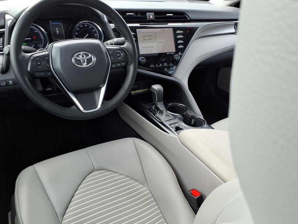 2019 Toyota Camry Hybrid Hybrid SE