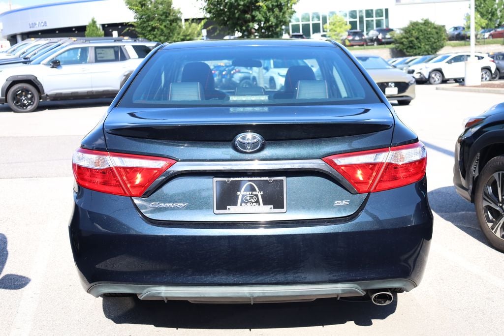 2016 Toyota Camry SE