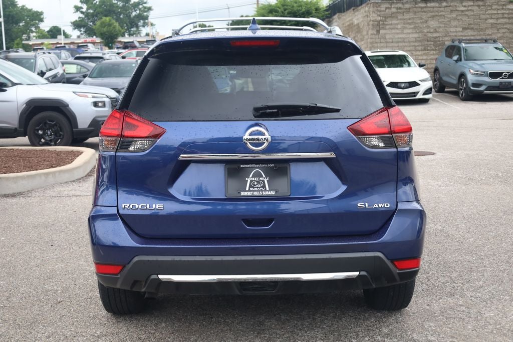 2017 Nissan Rogue SL