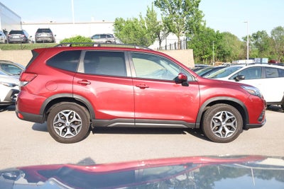 2022 Subaru Forester Premium