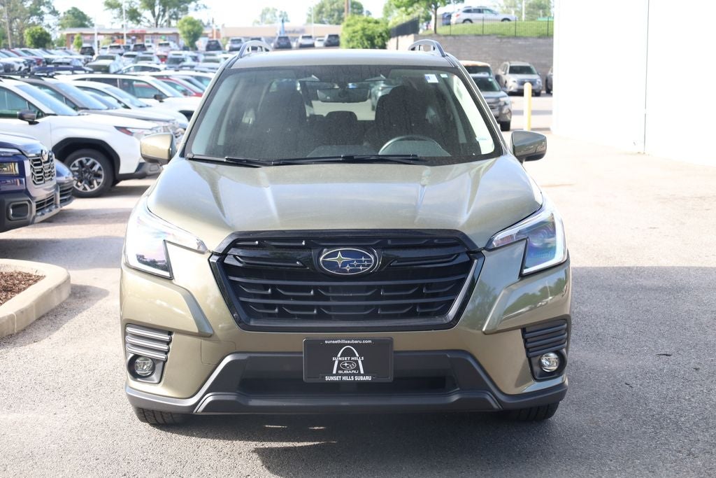 2024 Subaru Forester Premium