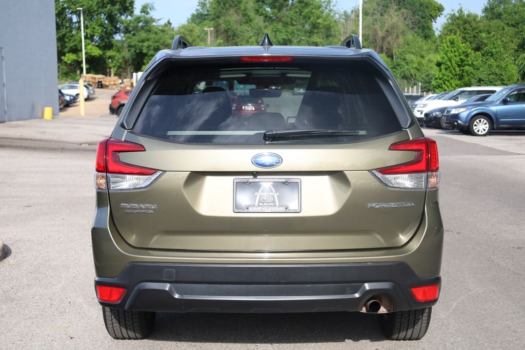 2024 Subaru Forester Premium