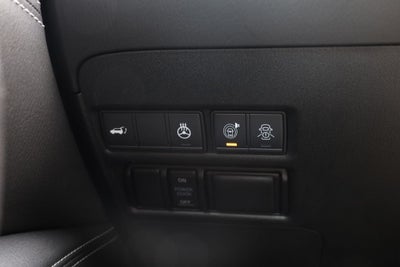2020 Nissan Armada Platinum