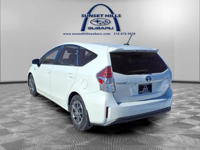 2017 Toyota Prius v Four
