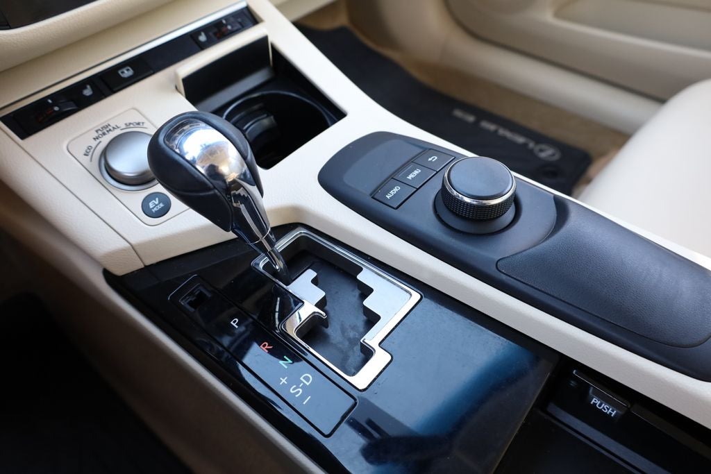 2013 Lexus ES 300h Hybrid