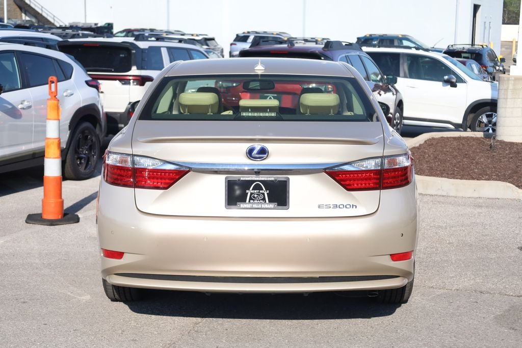 2013 Lexus ES 300h Hybrid