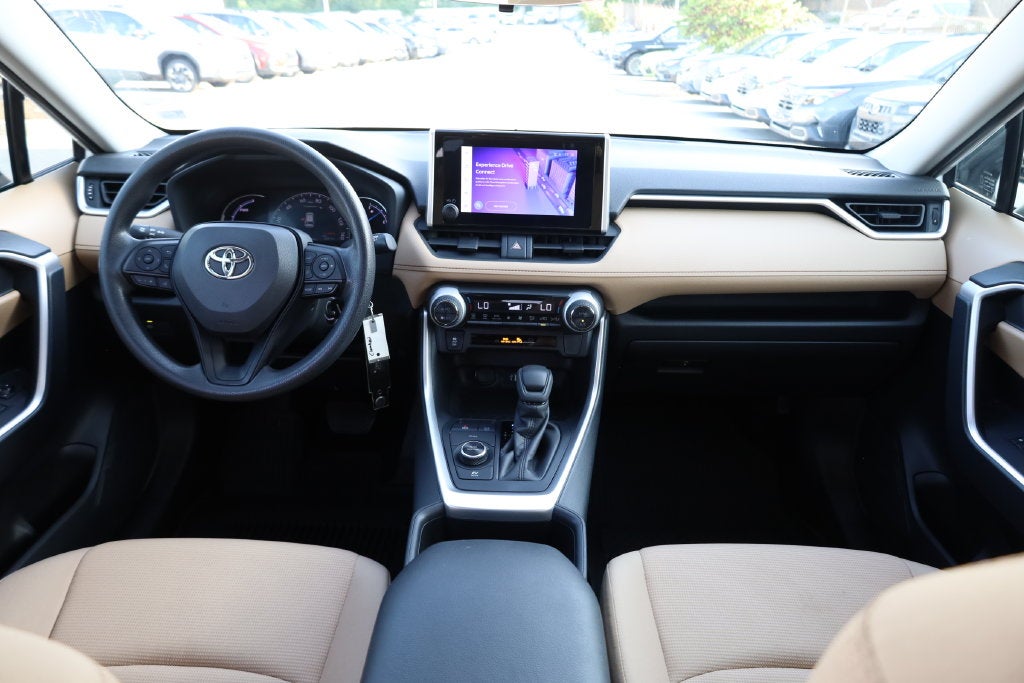 2023 Toyota RAV4 Hybrid LE