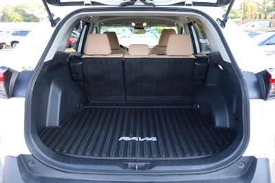 2023 Toyota RAV4 Hybrid LE