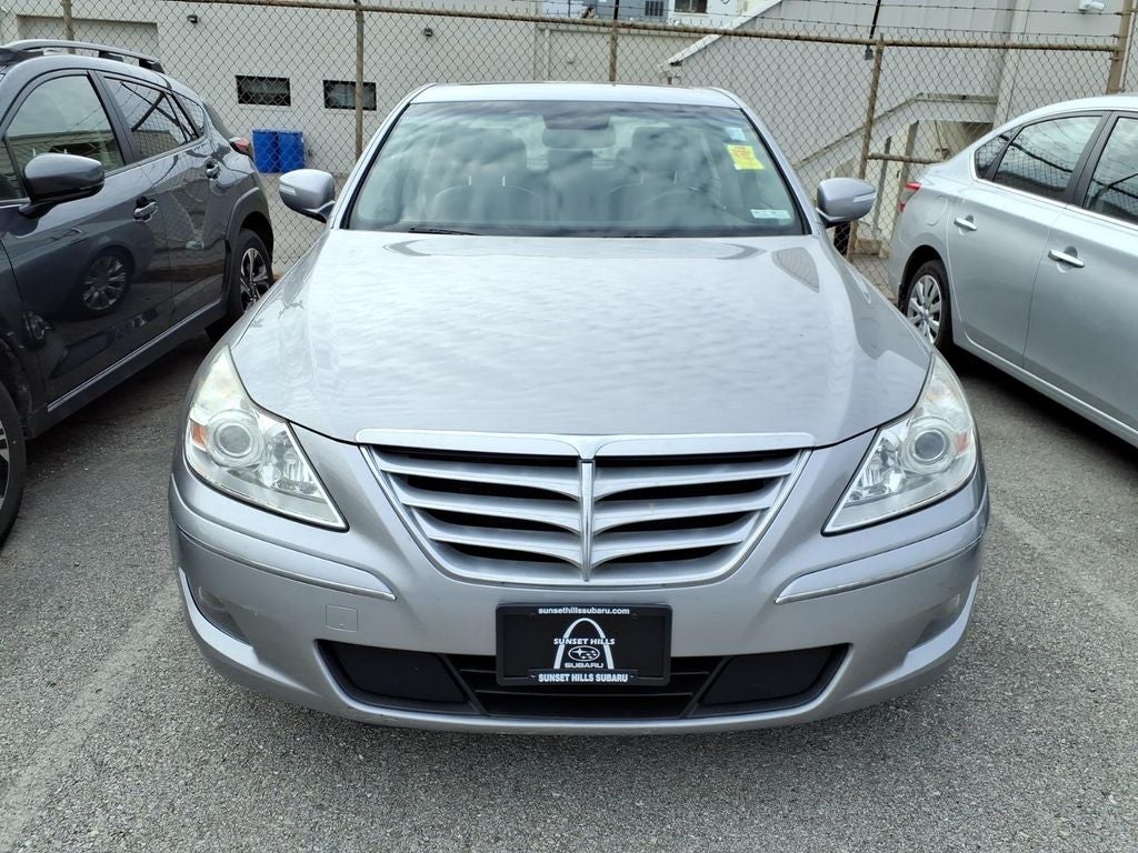 2010 Hyundai Genesis 4dr Sdn 3.8L V6