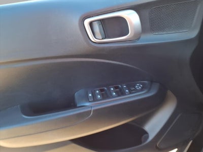 2022 Hyundai Venue SE