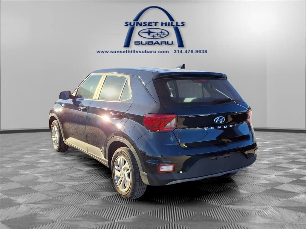 2022 Hyundai Venue SE