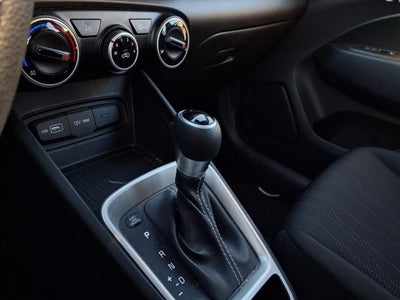 2022 Hyundai Venue SE