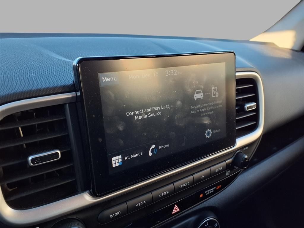 2022 Hyundai Venue SE