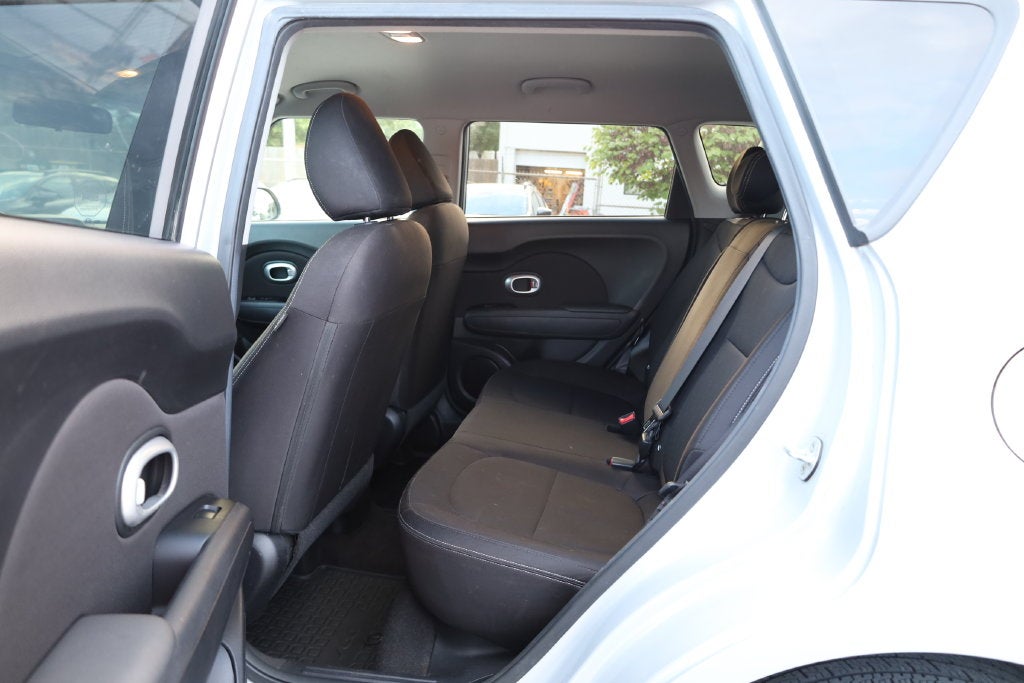 2015 Kia Soul Base