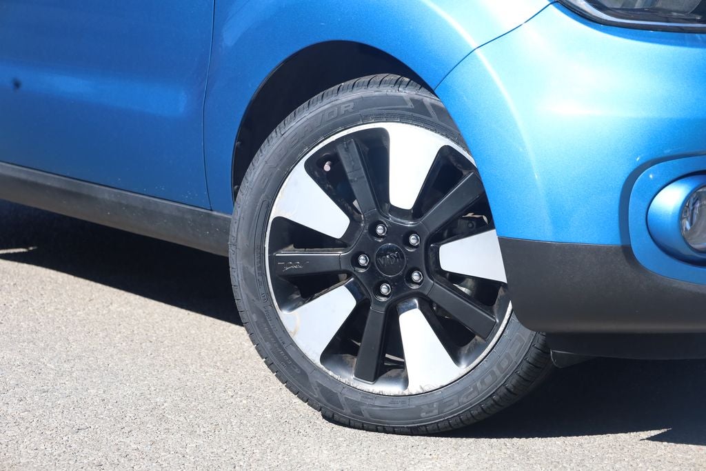 2019 Kia Soul +