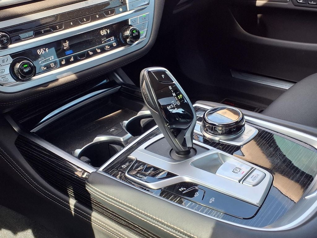 2022 BMW 7 Series 750i xDrive