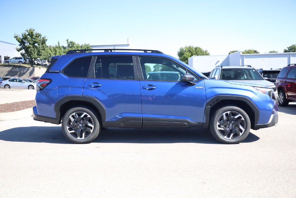 2026 Subaru FORESTER Premium Hybrid