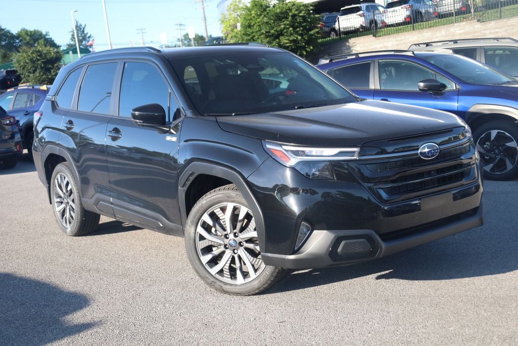 2026 Subaru FORESTER Touring Hybrid