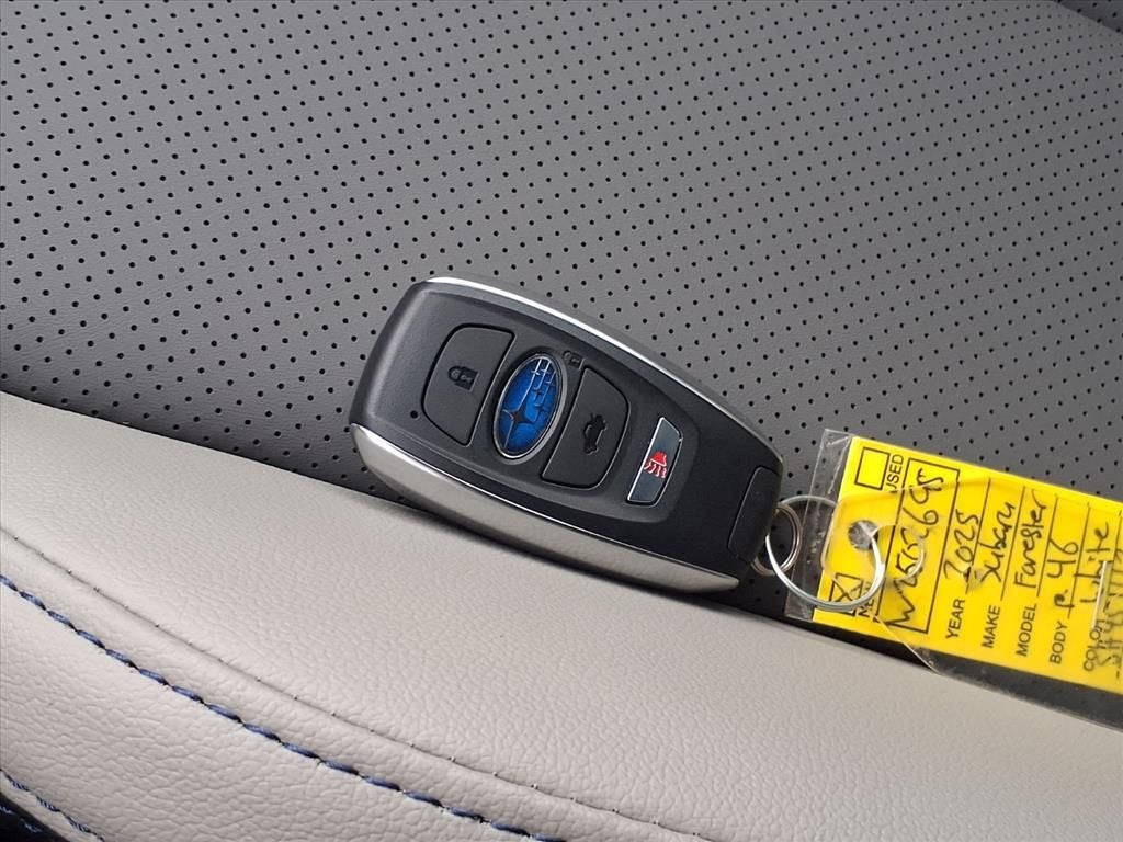 2025 Subaru FORESTER Limited Hybrid